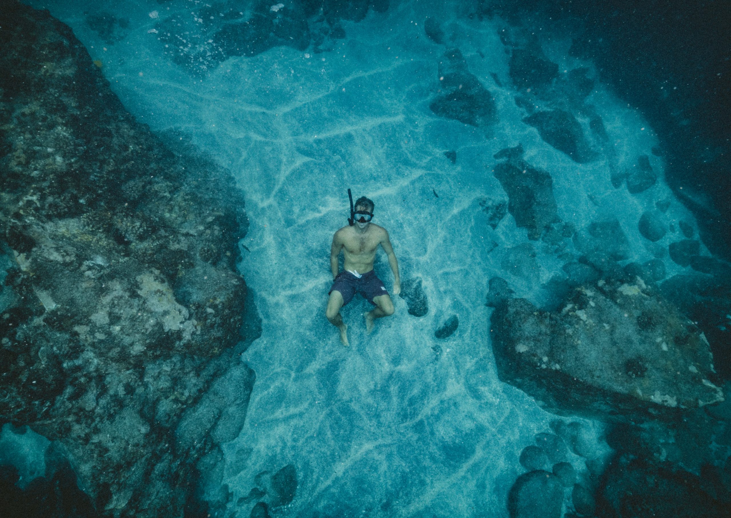 La spiaggia di Costa Rei, un universo di colori e profumi