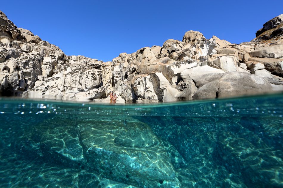 La spiaggia di Cala Regina, il paradiso dei sub